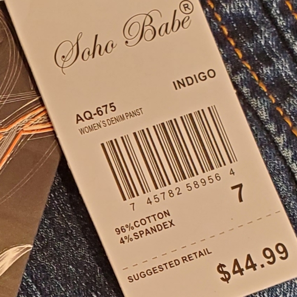 Soho Babe Indigo Capri Pleaded Jeans NWT Size 7 - Picture 7 of 16